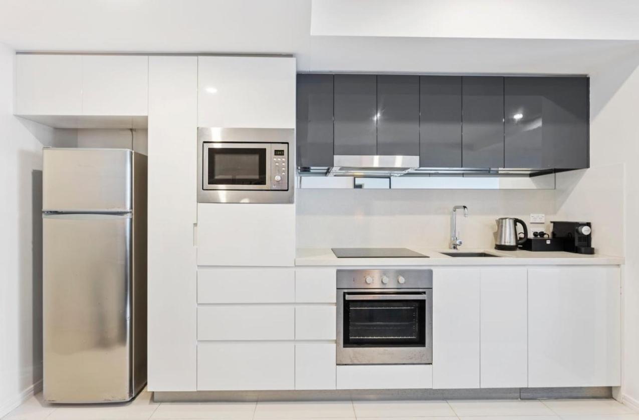 H-Residences Private Apartments - Hosted By Coastal Letting Gold Coast Exterior photo