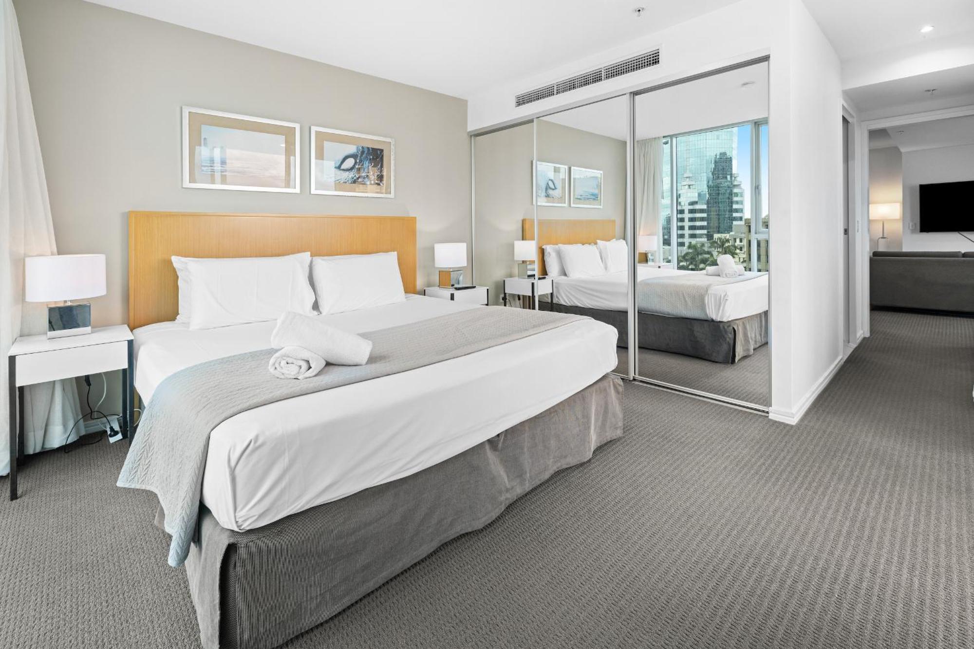 H-Residences Private Apartments - Hosted By Coastal Letting Gold Coast Exterior photo