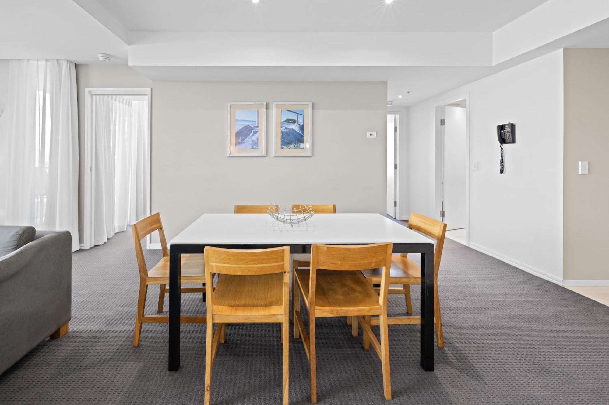 H-Residences Private Apartments - Hosted By Coastal Letting Gold Coast Exterior photo