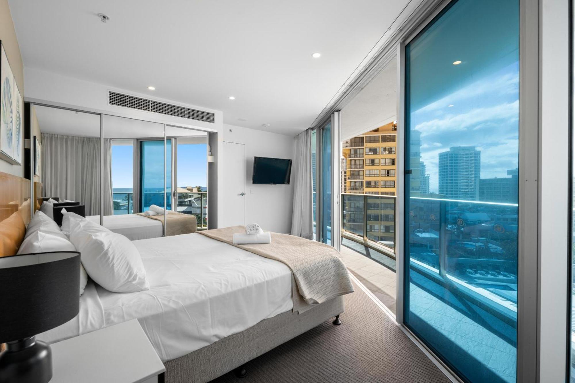 H-Residences Private Apartments - Hosted By Coastal Letting Gold Coast Exterior photo
