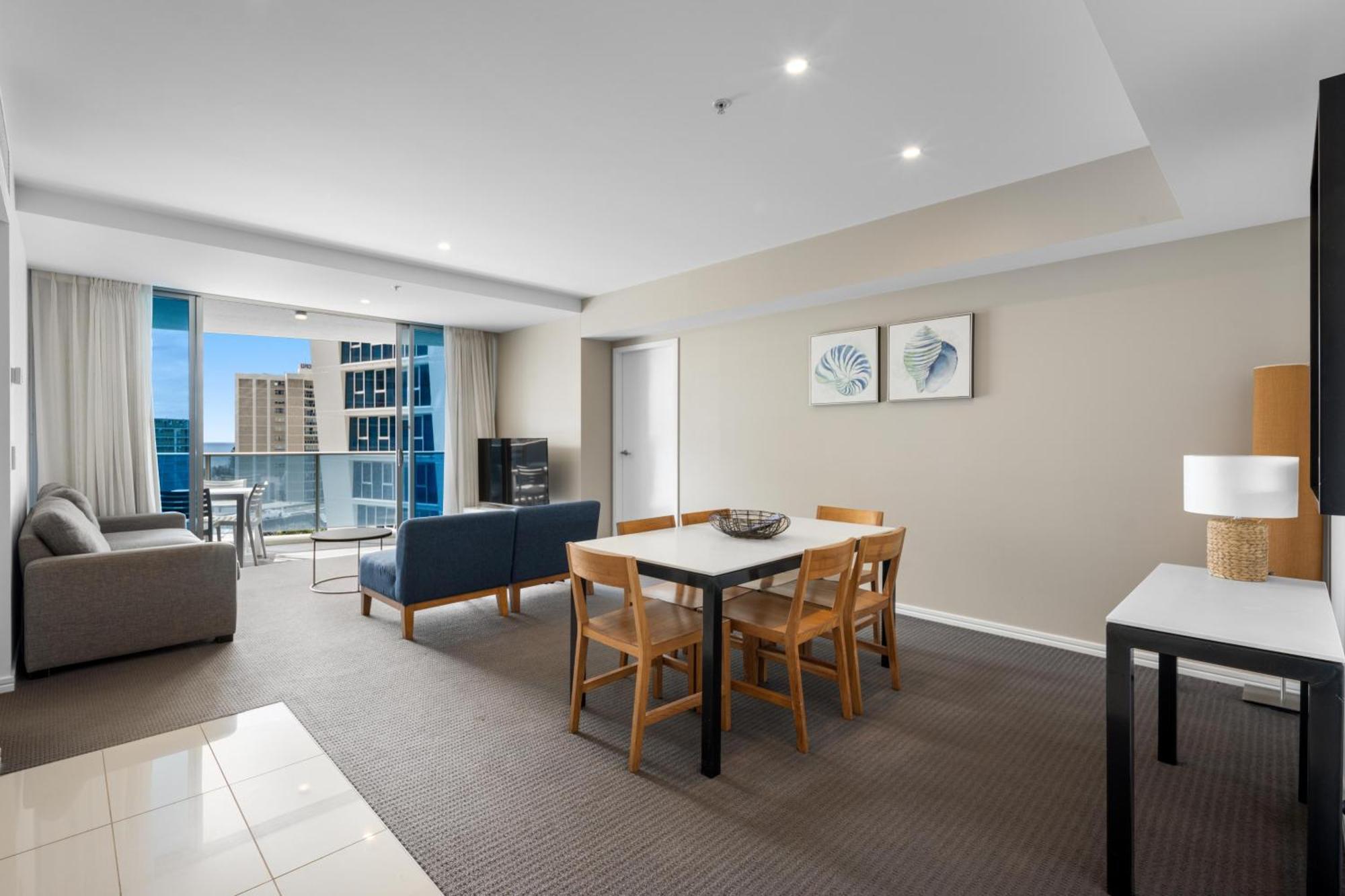 H-Residences Private Apartments - Hosted By Coastal Letting Gold Coast Exterior photo
