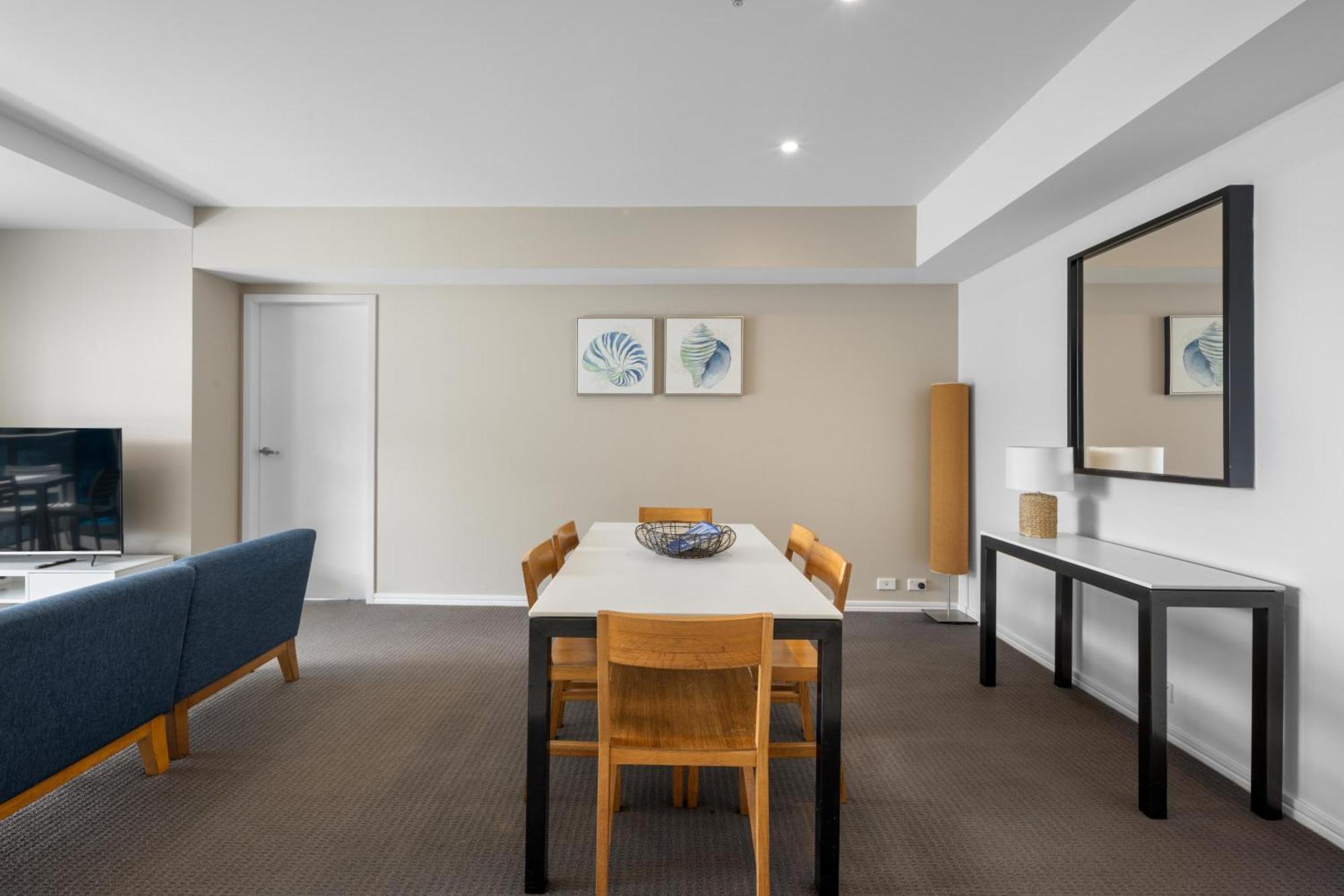 H-Residences Private Apartments - Hosted By Coastal Letting Gold Coast Exterior photo